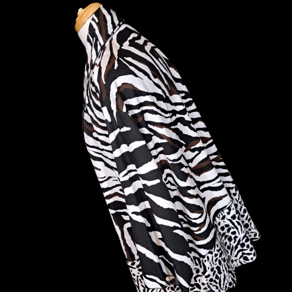 Chicos Size 3 Poly Abstract Zebra Print Jacket - image 2